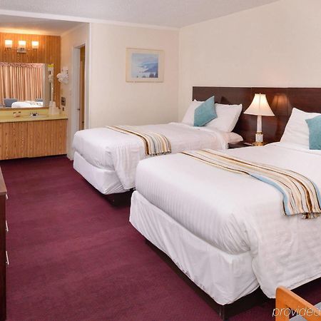 Red Carpet Inn Battleboro Esterno foto