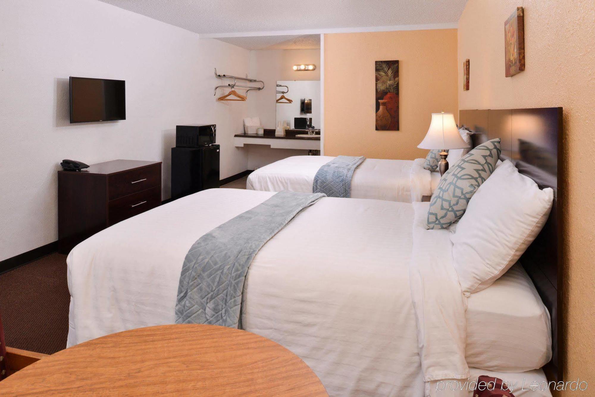 Red Carpet Inn Battleboro Esterno foto